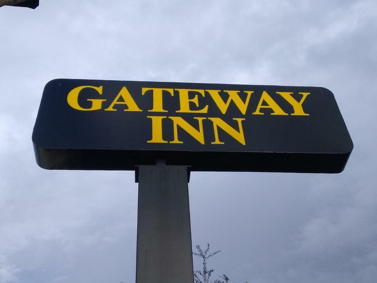 Gateway Inn Савана Екстериор снимка