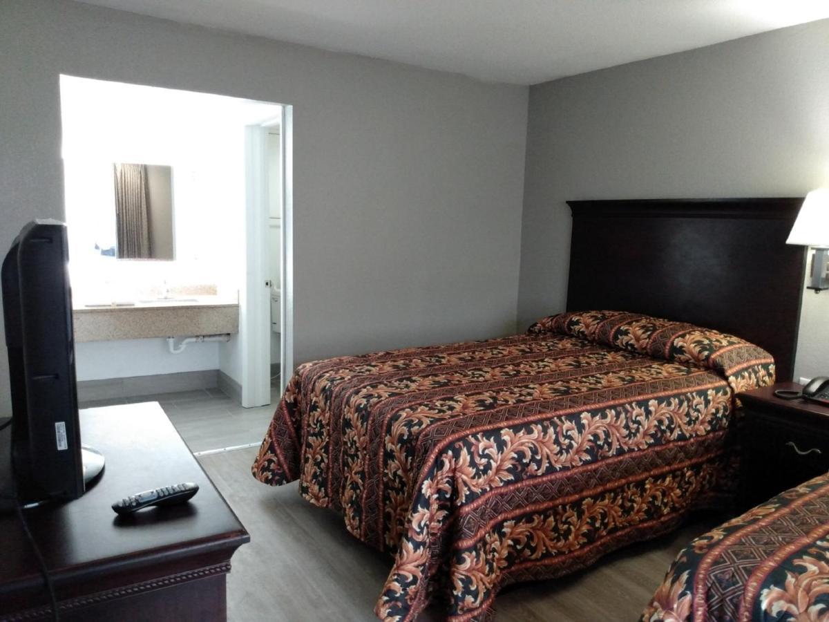 Gateway Inn Савана Екстериор снимка